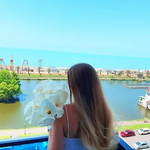 Orbi Sea View شقة